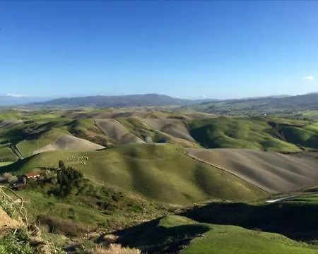 Tuscany & Silence Country View In Wifi Apartment